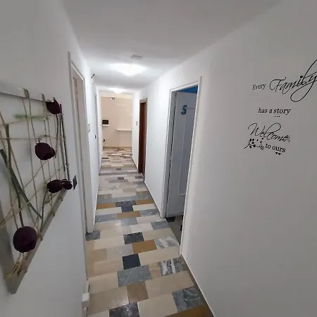 Maison De Therese Guest house